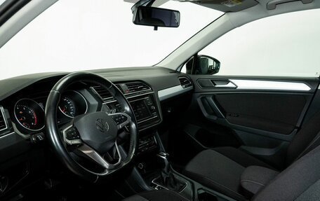 Volkswagen Tiguan II, 2020 год, 2 428 000 рублей, 5 фотография