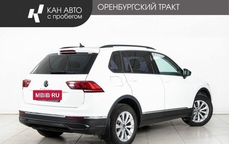 Volkswagen Tiguan II, 2020 год, 2 428 000 рублей, 3 фотография
