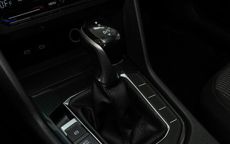 Volkswagen Tiguan II, 2020 год, 2 428 000 рублей, 12 фотография