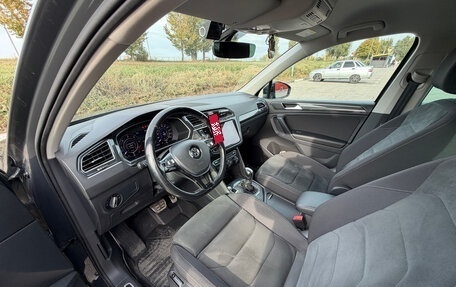 Volkswagen Tiguan II, 2018 год, 3 190 000 рублей, 11 фотография