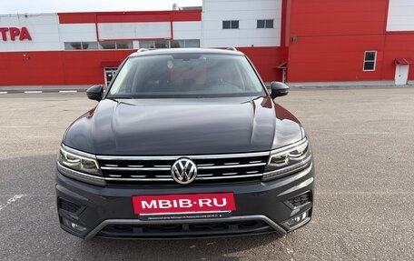 Volkswagen Tiguan II, 2018 год, 3 190 000 рублей, 15 фотография