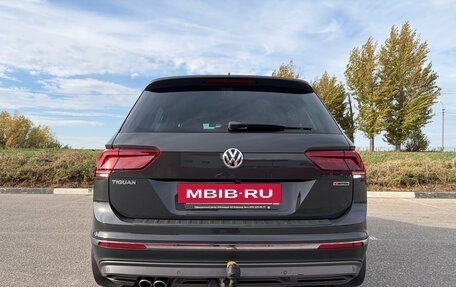 Volkswagen Tiguan II, 2018 год, 3 190 000 рублей, 13 фотография