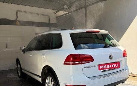 Volkswagen Touareg III, 2013 год, 1 850 000 рублей, 4 фотография