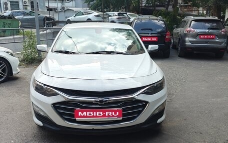 Chevrolet Malibu IX, 2021 год, 1 700 000 рублей, 1 фотография