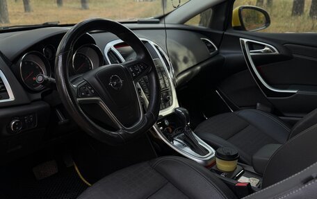 Opel Astra J, 2014 год, 1 250 000 рублей, 6 фотография
