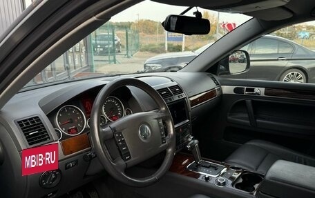 Volkswagen Touareg III, 2010 год, 1 590 000 рублей, 9 фотография