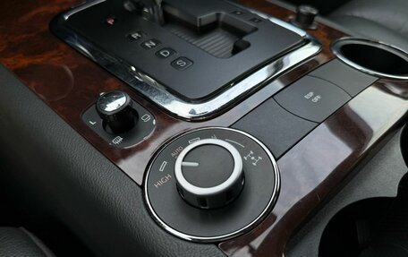 Volkswagen Touareg III, 2010 год, 1 590 000 рублей, 19 фотография