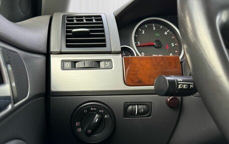 Volkswagen Touareg III, 2010 год, 1 590 000 рублей, 25 фотография