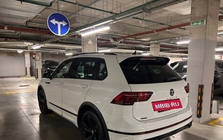 Volkswagen Tiguan II, 2021 год, 4 469 000 рублей, 3 фотография