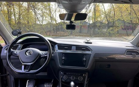 Volkswagen Tiguan II, 2020 год, 2 790 000 рублей, 10 фотография