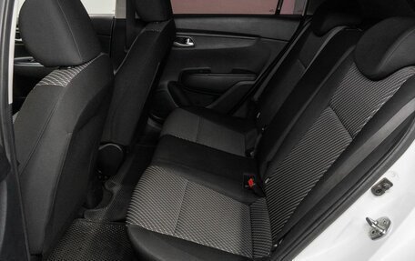 KIA Rio IV, 2018 год, 999 000 рублей, 15 фотография