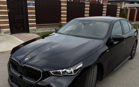 BMW 5 серия, 2024 год, 6 850 000 рублей, 9 фотография