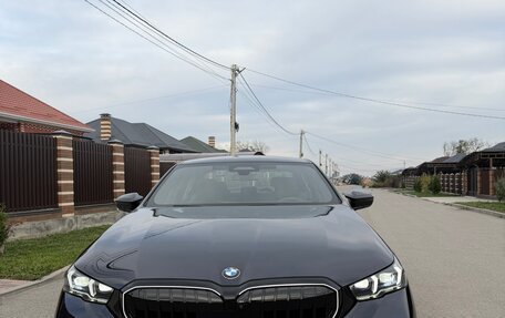 BMW 5 серия, 2024 год, 6 850 000 рублей, 5 фотография
