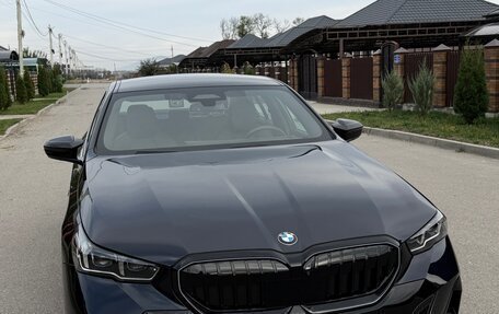BMW 5 серия, 2024 год, 6 850 000 рублей, 14 фотография