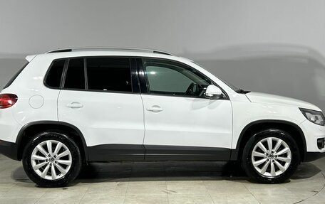 Volkswagen Tiguan I, 2016 год, 1 800 000 рублей, 5 фотография
