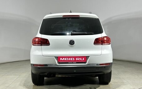 Volkswagen Tiguan I, 2016 год, 1 800 000 рублей, 8 фотография