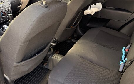 Ford Fiesta, 2006 год, 399 000 рублей, 13 фотография