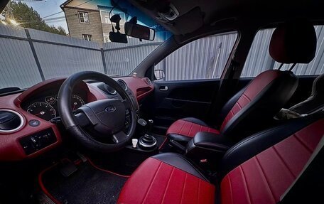 Ford Fiesta, 2006 год, 310 000 рублей, 2 фотография