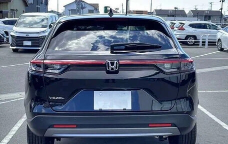 Honda Vezel, 2023 год, 1 758 000 рублей, 4 фотография
