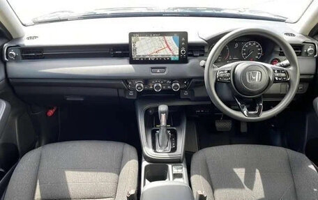 Honda Vezel, 2023 год, 1 758 000 рублей, 7 фотография