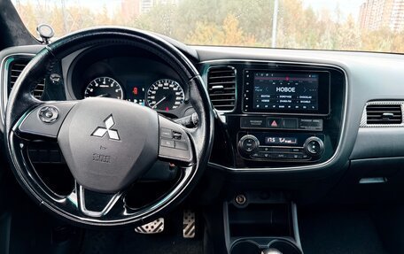 Mitsubishi Outlander III рестайлинг 3, 2012 год, 999 000 рублей, 12 фотография