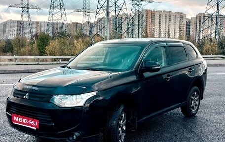 Mitsubishi Outlander III рестайлинг 3, 2012 год, 999 000 рублей, 7 фотография