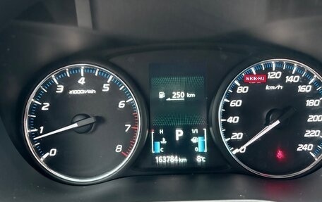 Mitsubishi Outlander III рестайлинг 3, 2012 год, 999 000 рублей, 13 фотография