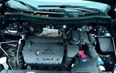 Mitsubishi Outlander III рестайлинг 3, 2012 год, 999 000 рублей, 18 фотография