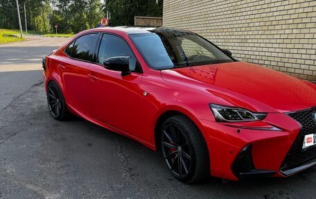 Lexus IS III, 2018 год, 2 690 000 рублей, 2 фотография