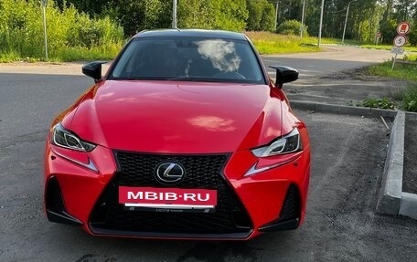 Lexus IS III, 2018 год, 2 690 000 рублей, 3 фотография