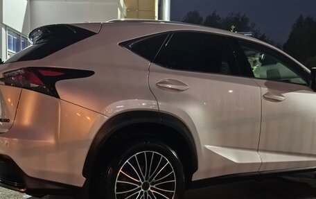 Lexus NX I, 2015 год, 2 950 000 рублей, 10 фотография