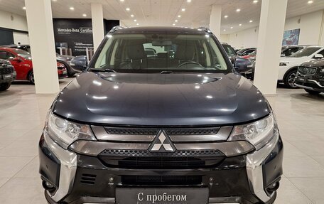 Mitsubishi Outlander III рестайлинг 3, 2021 год, 1 900 000 рублей, 7 фотография