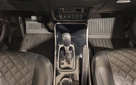 Mitsubishi Outlander III рестайлинг 3, 2021 год, 1 900 000 рублей, 18 фотография