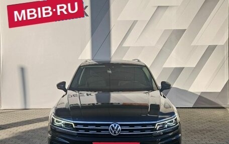 Volkswagen Tiguan II, 2019 год, 2 480 000 рублей, 5 фотография
