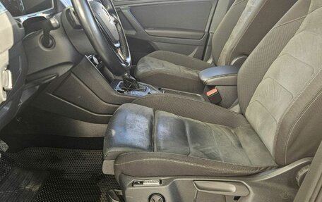 Volkswagen Tiguan II, 2019 год, 2 480 000 рублей, 15 фотография