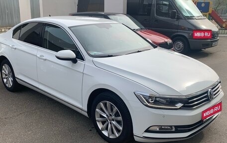 Volkswagen Passat B8 рестайлинг, 2017 год, 2 200 000 рублей, 11 фотография