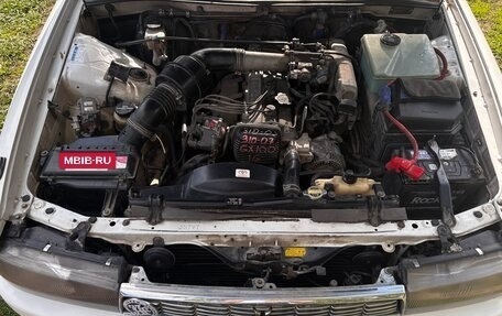 Toyota Cresta, 1993 год, 520 000 рублей, 32 фотография