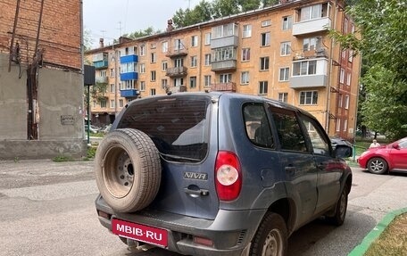 Chevrolet Niva I рестайлинг, 2010 год, 310 000 рублей, 6 фотография