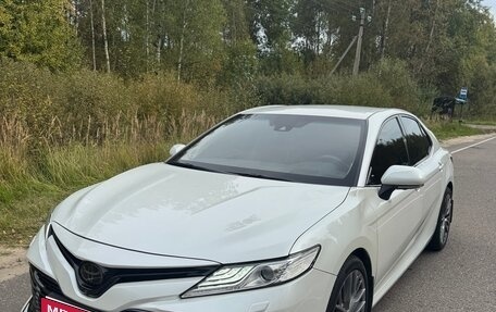 Toyota Camry, 2018 год, 3 148 999 рублей, 1 фотография