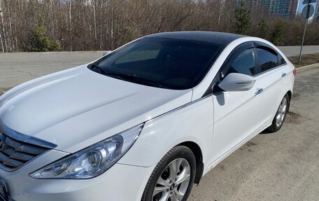 Hyundai Sonata VI, 2011 год, 1 090 000 рублей, 2 фотография
