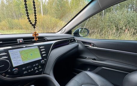 Toyota Camry, 2018 год, 3 148 999 рублей, 22 фотография