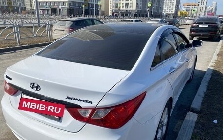 Hyundai Sonata VI, 2011 год, 1 090 000 рублей, 4 фотография