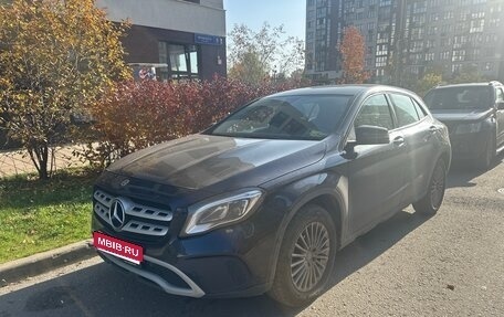 Mercedes-Benz GLA, 2018 год, 1 500 000 рублей, 1 фотография