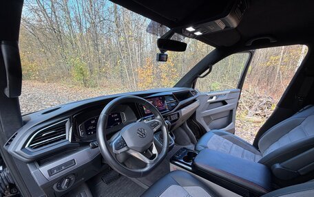 Volkswagen Multivan T6 рестайлинг, 2023 год, 10 000 000 рублей, 10 фотография