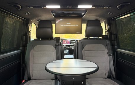 Volkswagen Multivan T6 рестайлинг, 2023 год, 10 000 000 рублей, 20 фотография