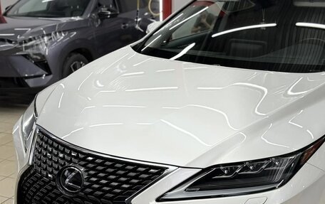 Lexus RX IV рестайлинг, 2020 год, 4 500 000 рублей, 4 фотография