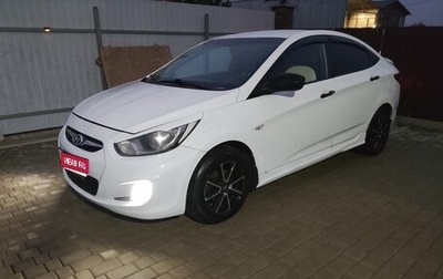 Hyundai Solaris II рестайлинг, 2012 год, 620 000 рублей, 1 фотография