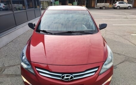 Hyundai Solaris II рестайлинг, 2014 год, 860 000 рублей, 2 фотография