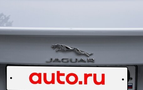 Jaguar XE I рестайлинг, 2016 год, 1 800 000 рублей, 9 фотография