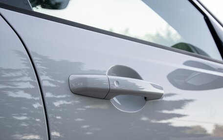 Jaguar XE I рестайлинг, 2016 год, 1 800 000 рублей, 11 фотография